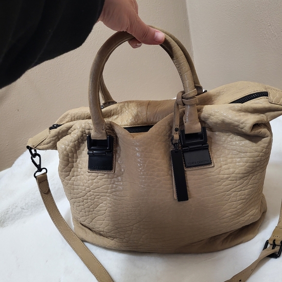 Vince Camuto Beige/ Black Leather Crossbody Bag - Picture 3 of 9